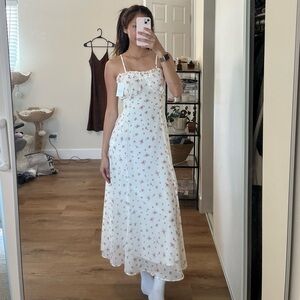 White flowery chiffon midi / maxi dress NWT